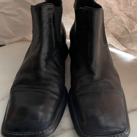 Costume National Vintage Square Toe Chelsea Boots size 40 Excellent Condition - Picture 2 of 7